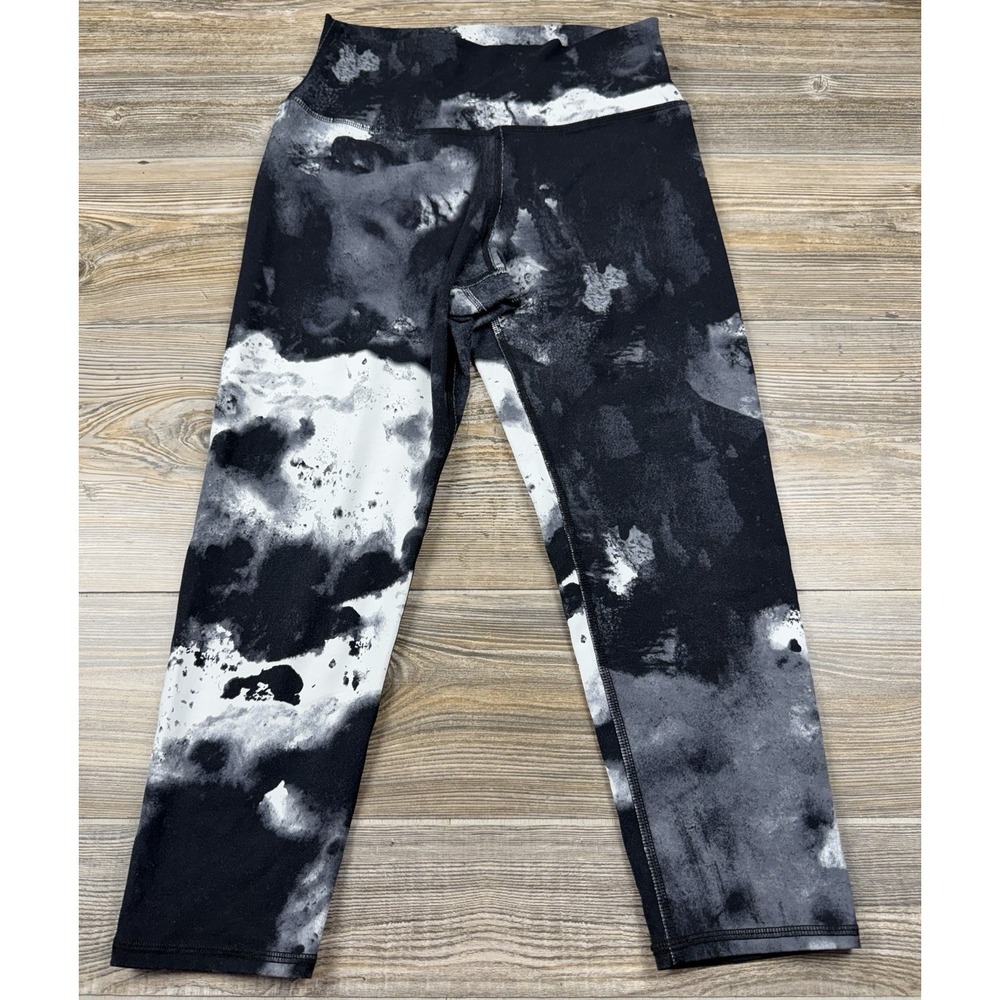 Alo Womens Size L Black Grey White Tie Dye Cropped Leggings Gymcore Activewear